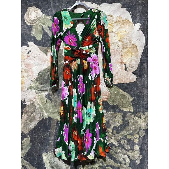 New Anthropologie By Anthropologie Pleated V-Neck Dress Size 0 - Picture 7 of 7